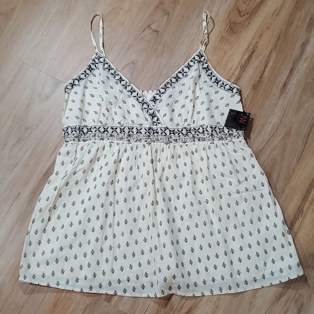 🔹️NWT JW Style Cream Beaded & Embroidered Sleeveless Top Medium